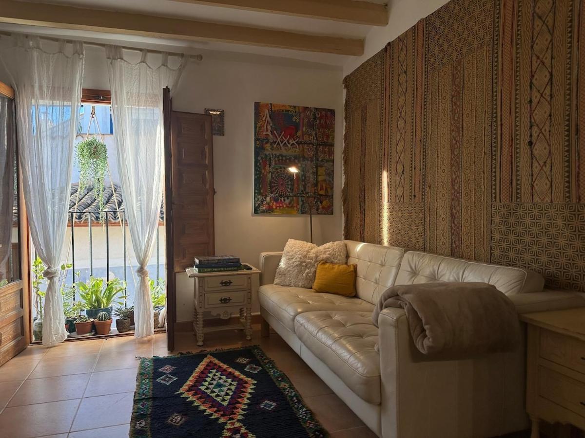 Oldtown Family House With Amazing Terrace - 3 Minutes From Beach! บิยาโฮโยซา ภายนอก รูปภาพ