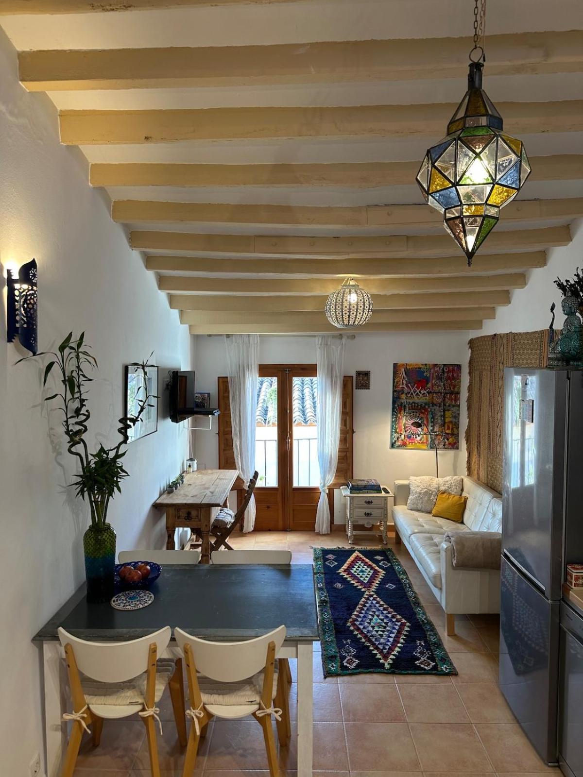 Oldtown Family House With Amazing Terrace - 3 Minutes From Beach! บิยาโฮโยซา ภายนอก รูปภาพ